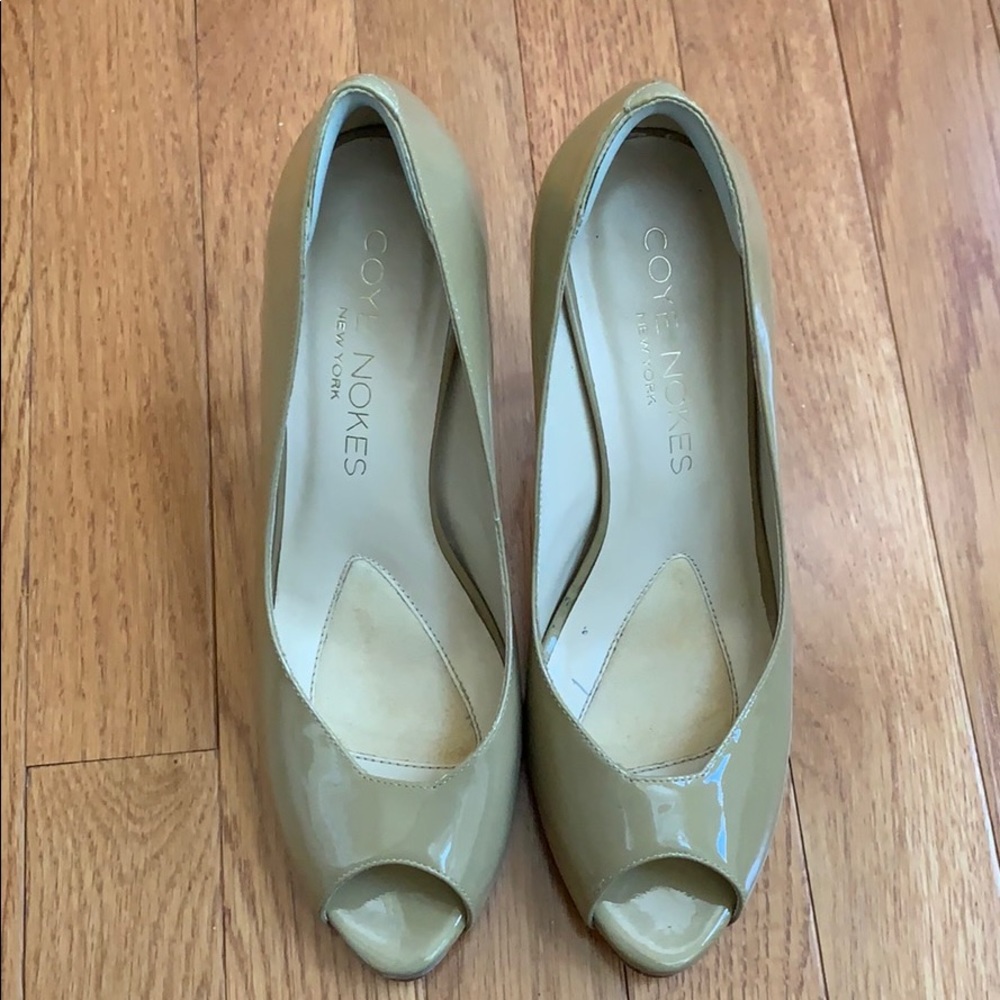 Coye Nokes Mia Peeptoe Nude Patent Pumps SZ 37